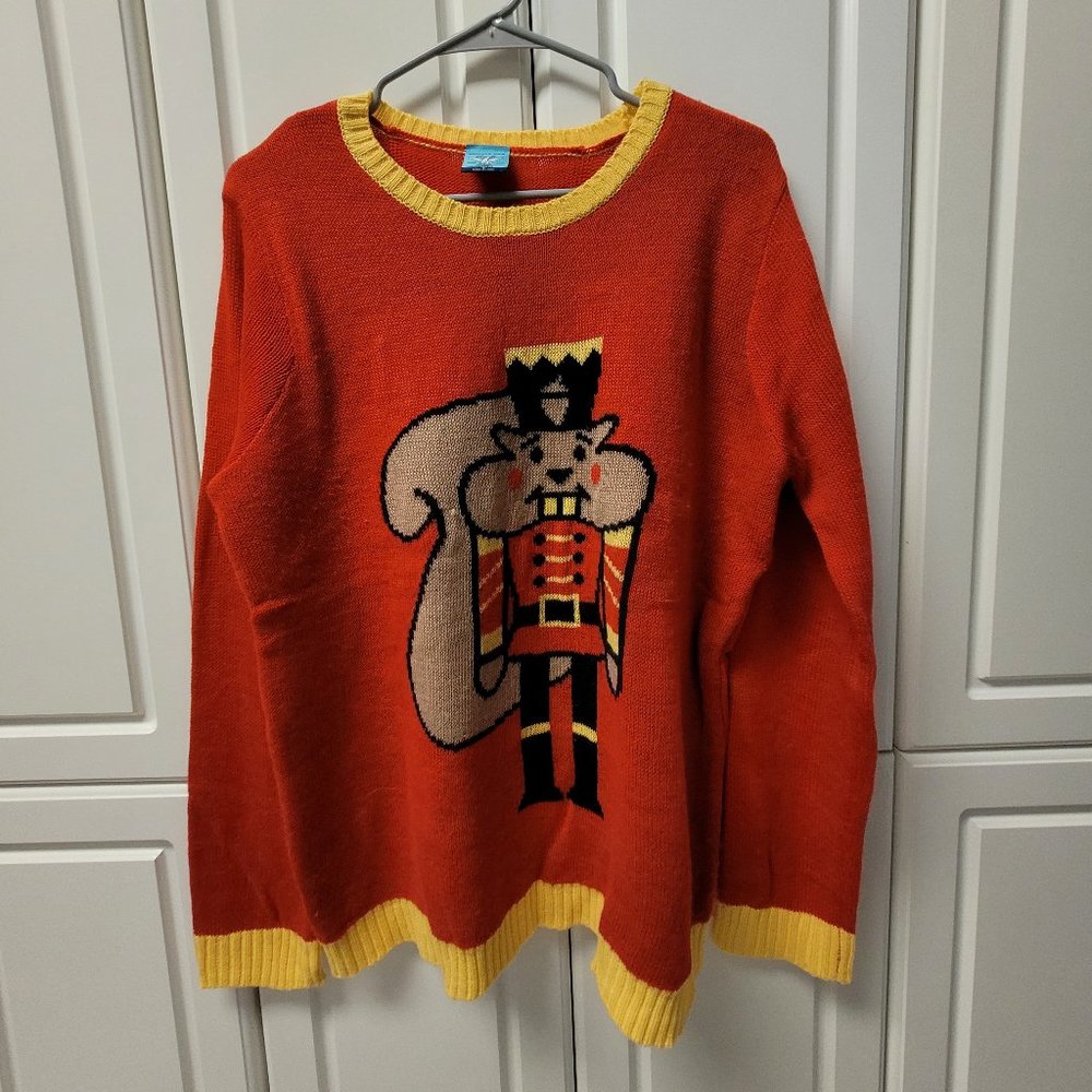 Northern Pole Chipmunk Nut Cracker Sweater (L)
